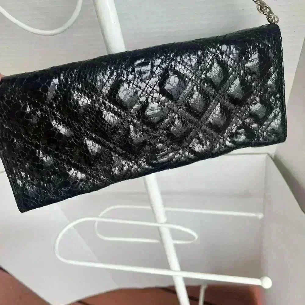 Sondra Roberts Clutch w/ Chain Strap Black… - Picture 5 of 8